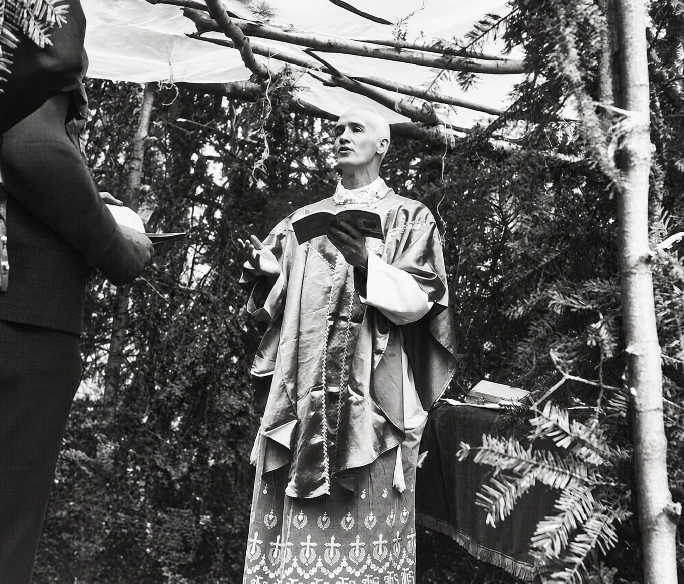 Scouts avec le Père Fernand Lapointe